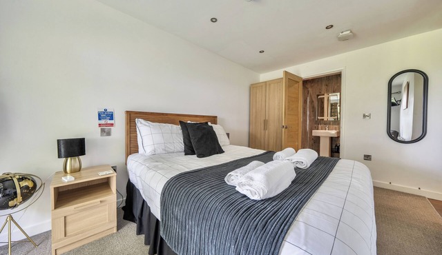Modern Peaceful Open Plan 1-Bed Apartment Rutland