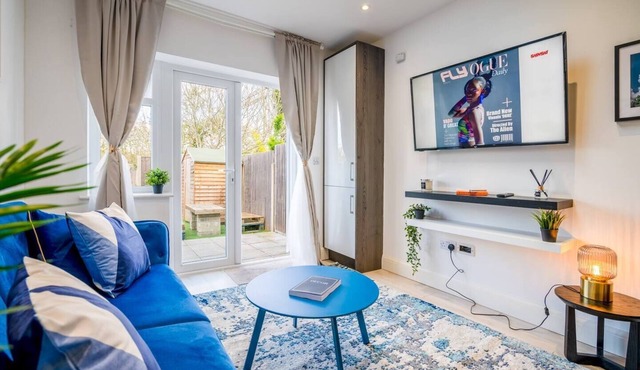 Modern Two Bedroom Apartment in Harrow