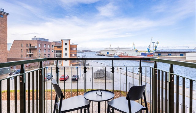 Modernes Apartment in Toplage mit Balkon und Schönem Blick auf den Alten Hafen