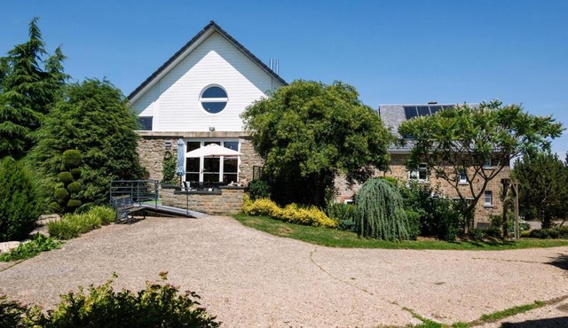Moderscheid Cottage with Spa