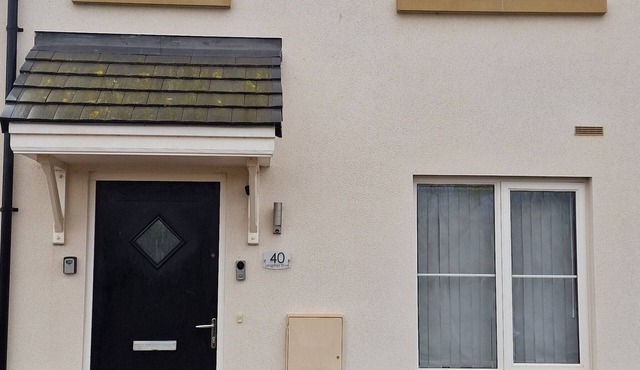 Morden tastefully furnished 4 bed holiday home designed for maximum comfort
