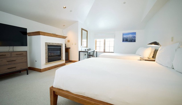 Mountain Getaway | 1 Unit | 3.4 mi to Booth Falls Trailhead