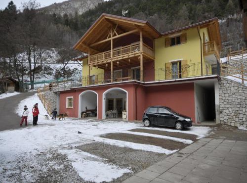 Mountain Retreat with Sauna