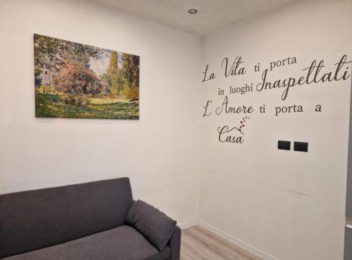 n&ghomesweethome Monet Elegante appartamento casa vacanze - affari