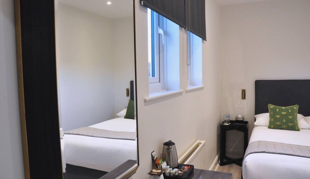 Nap Barnet Hotel
