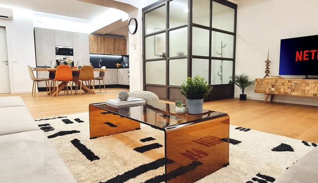 Near CityLife & Thermal Baths – Spacious apartment with 2 baths and XL living