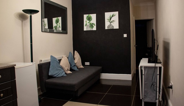 *NEW* Chic Guest Suite - Near Wembley Stadium