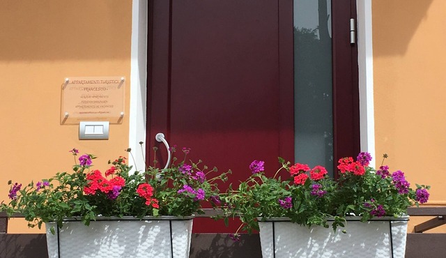 NEW Francesco apartment, Peschiera del Garda in quiet and central area