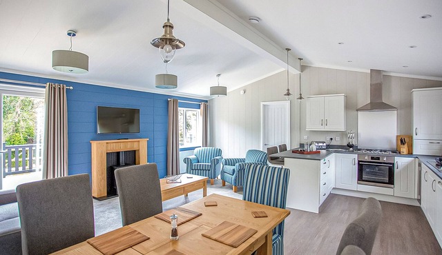 New in 2019 Two bedroomed lodge.