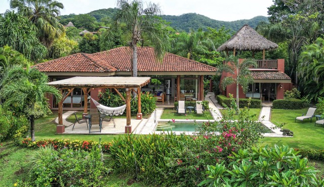 New Luxury-Nature -3-BR villa in beautiful peaceful Islita, Pvt.pool