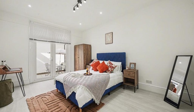 NEW Modern spacious flat next to Wembley Stadium!