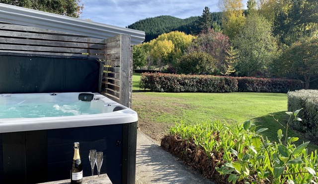 NEWLY REFURBISHED Boutique Holiday Home