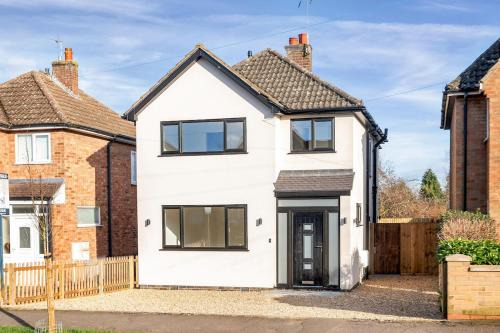 Newly renovated modern house in Stamford