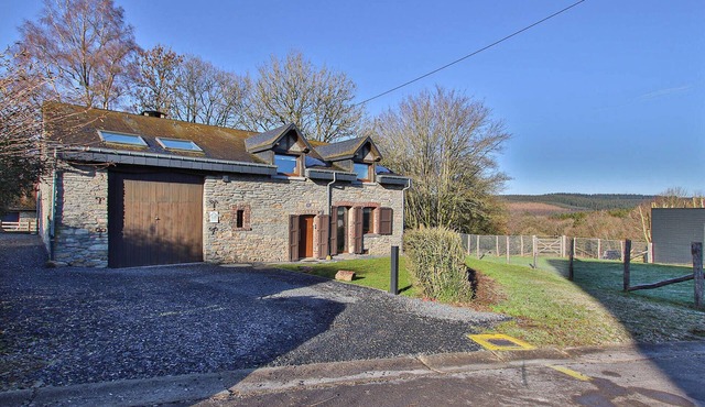 Nice home in Baraque de Fraiture with sauna