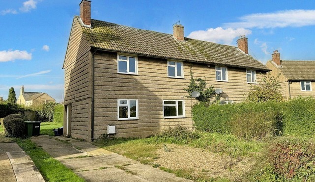 Nice House in Peterborough Cambridgeshire Garden Free Parking Wifi Kitchen