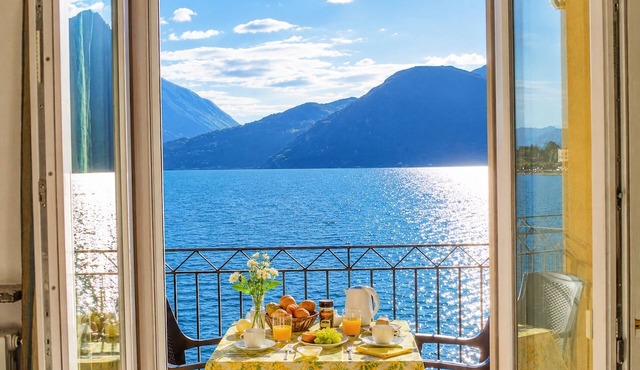 Nido di Mariangela Holiday Apartment on the Lake