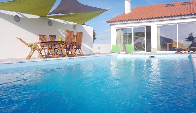 Nira House Luxury & Simplicity