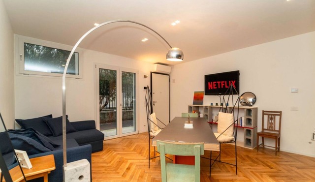 Nivola house | bilocale su tre livelli e terrazzo