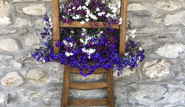 Nonna Elide House