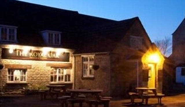 Oakrooms