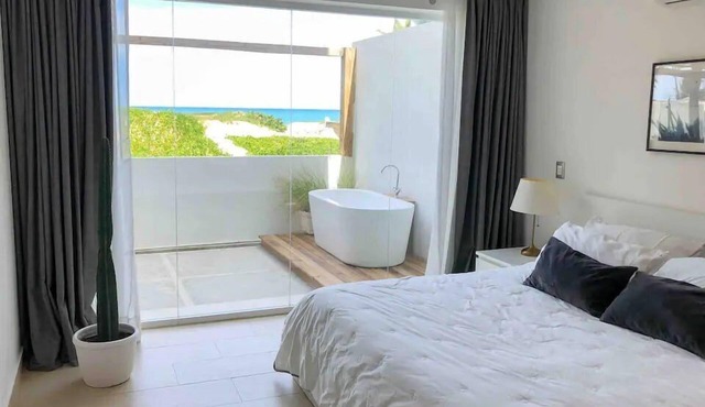 Oceanfront Apartment on the Beach Lovely, Stylish Apartment at Oceanfront