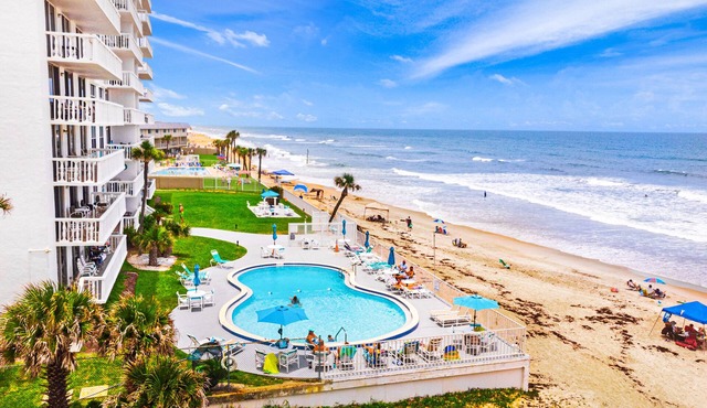Oceanfront Aquarius Studio #204