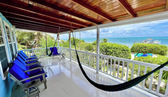 Oceanfront, dock/pool/AC-Lauras Lookout-3 bed/2 bath sleeps 7