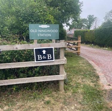Old Ningwood Station Bed & Breakfast, Ningwood, Isle of Wight PO41 0TG