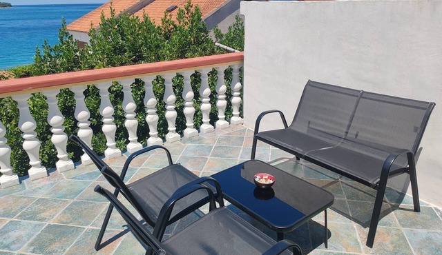 One bedroom apartment near beach Ugljan (A-846-c)