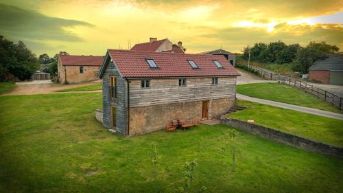 Orchard Barn