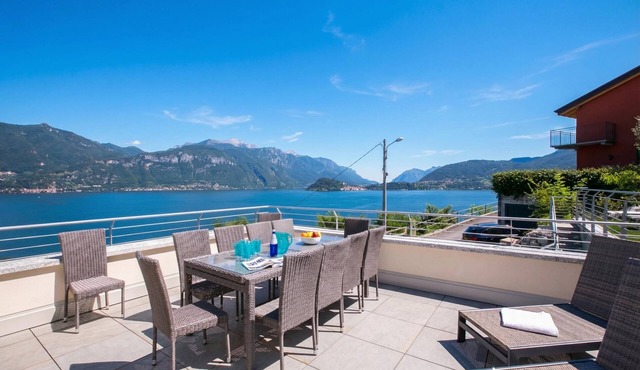 Paradiso di Menaggio Penthouse, Menaggio, Italy