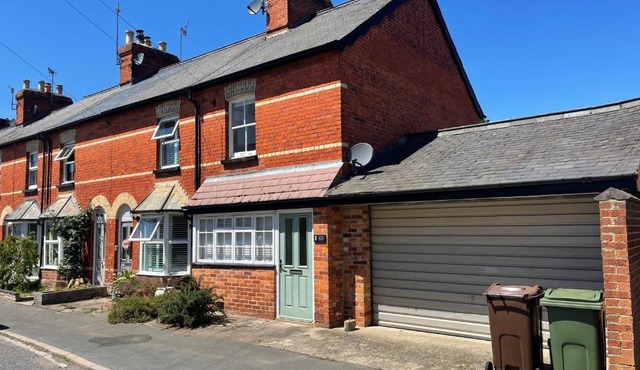 Park End House - Parking, Pet Friendly