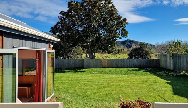 Peaceful/Pet Friendly/Fully fenced/WiFi/Smart TV/Sky-Sports/Walk to Town