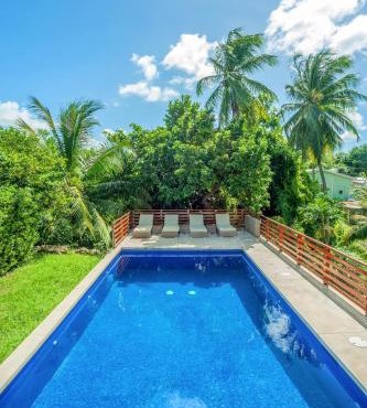Pear Tree House Barbados
