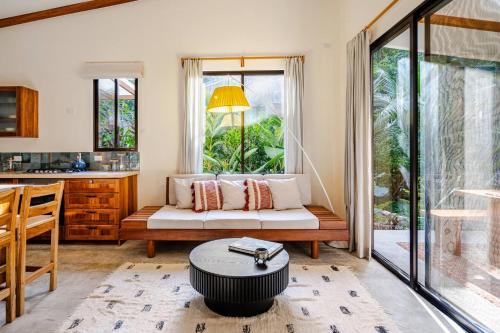 Pelada Jungle Nest 5-Min Walk to Beach & River