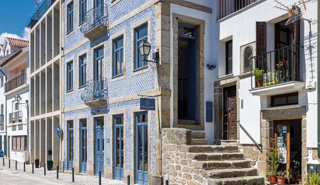 Pensão Luisinha by Casas com Estória Boutique Houses