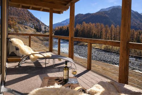 Penthouse duplex with sauna & mountain views