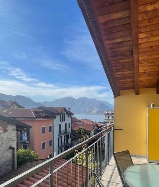 Penthouse Federico with lake view - Residenza Silvana