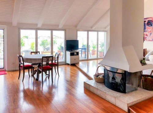 Penthouse in the sky with 30 sqm terrace Milan Central Station