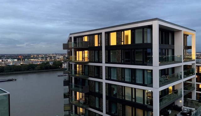 Penthouse - River View 1B Condo