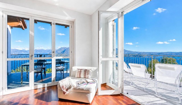 Penthouse The Magnifique View in Stresa