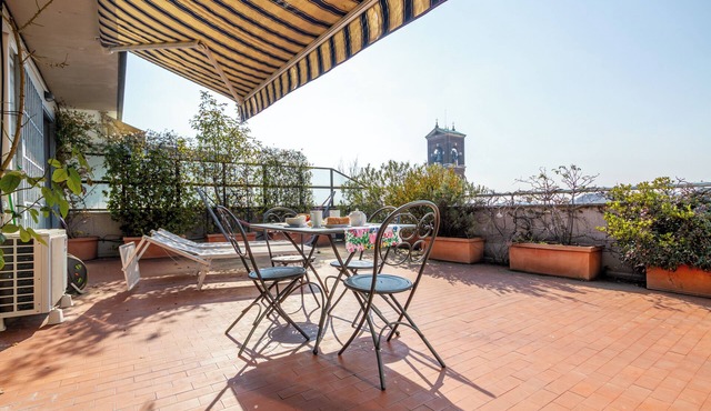 Penthouse with terrace Navigli Bocconi - NavigliApartments
