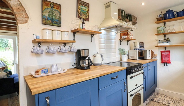 Periwinkle Cottage