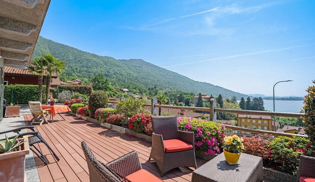 Pet-Friendly Vacation Home 'Casa Marina' with Lake Views, Terrace, Garden & Wi-Fi