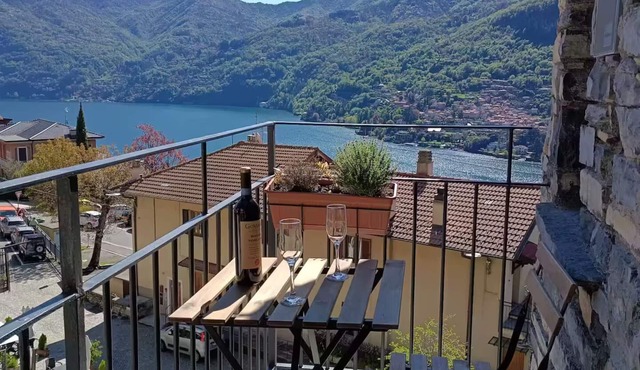 Piazzetta/Stunning Lake View - Welcome Cocktail