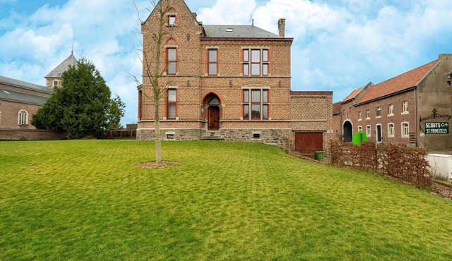 Picturesque mansion with garden in Tongeren