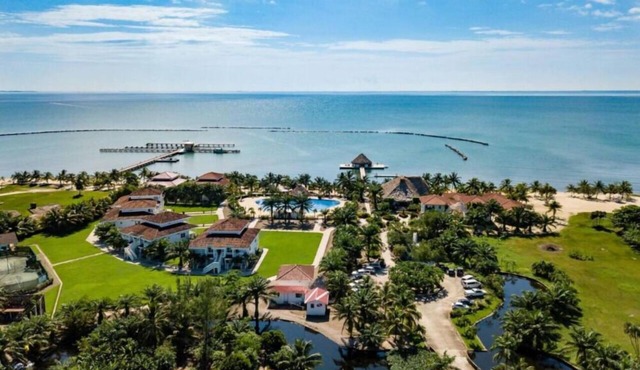 Placencia Beachfront Bliss – 1BR Villa
