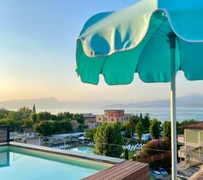 Plaza Lago di Garda Rooms - Rooftop, Lakeview & Jacuzzi