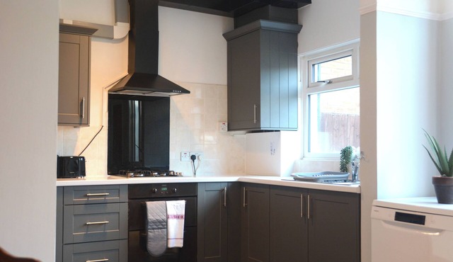 Pleasant 3-bedroom house in London perfect for your getaway