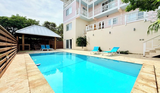 Pool Studio @ Casa Rosada, Lighthouse Estates, West Bay